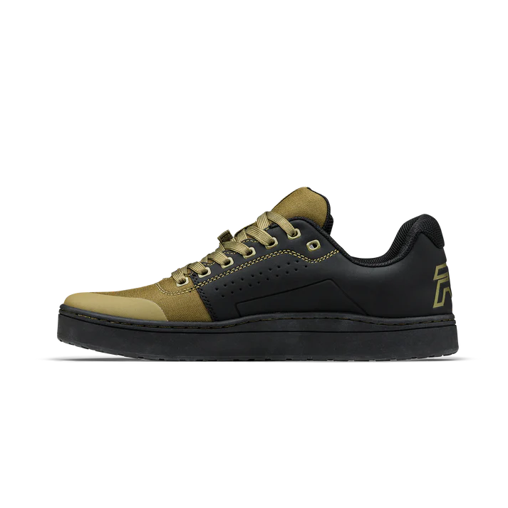 ZAPATO RIDE CONCEPT LIVEWIRE FLAT (CABALLERO)